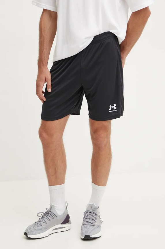 Къс панталон за трениране Under Armour Challenger изчистен черен 1379507