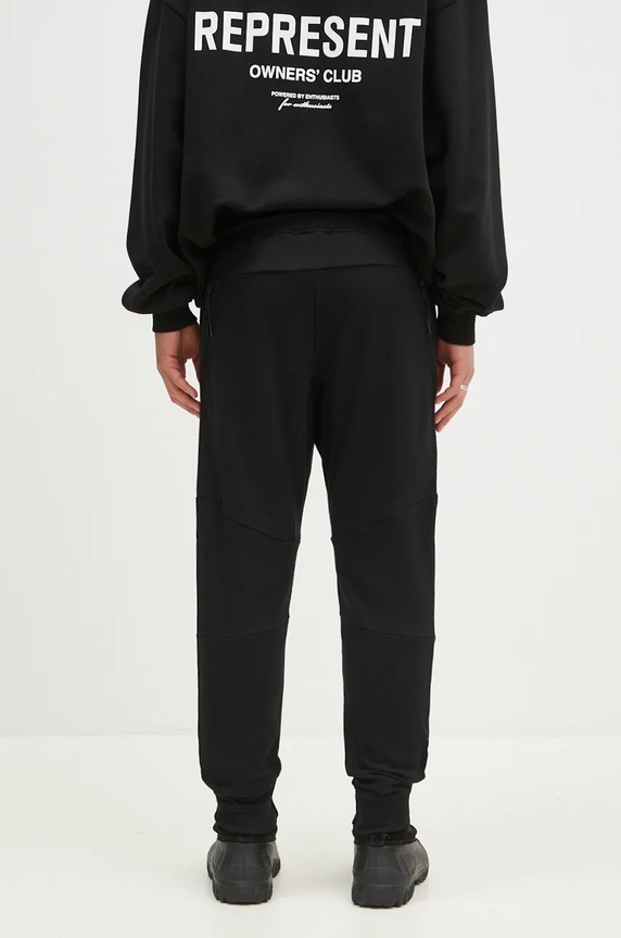 Одежда Хлопковые спортивные штаны C.P. Company Diagonal Raised Fleece Lens Sweatpants 17CMSP084A005086W чёрный