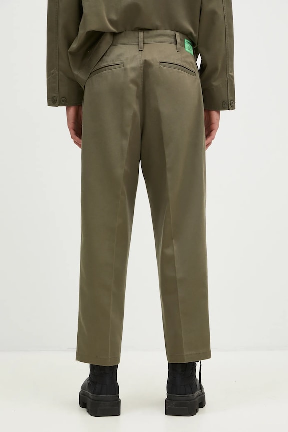 Odjeća Hlače NEIGHBORHOOD NEIGHBORHOOD X Dickies . Tuck Wide Pants 242VFDKN.PTM01 zelena