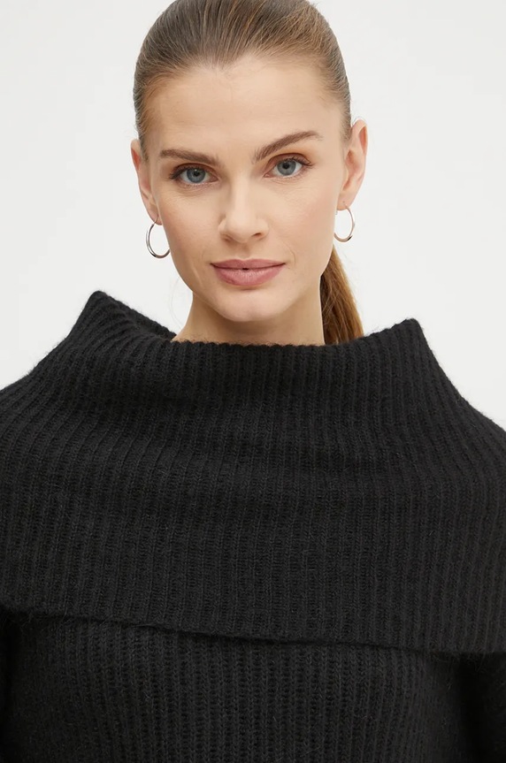 Pinko sweter z domieszką moheru czarny 104493.A282