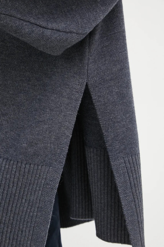 Pinko sweter wełniany 104306.A26I