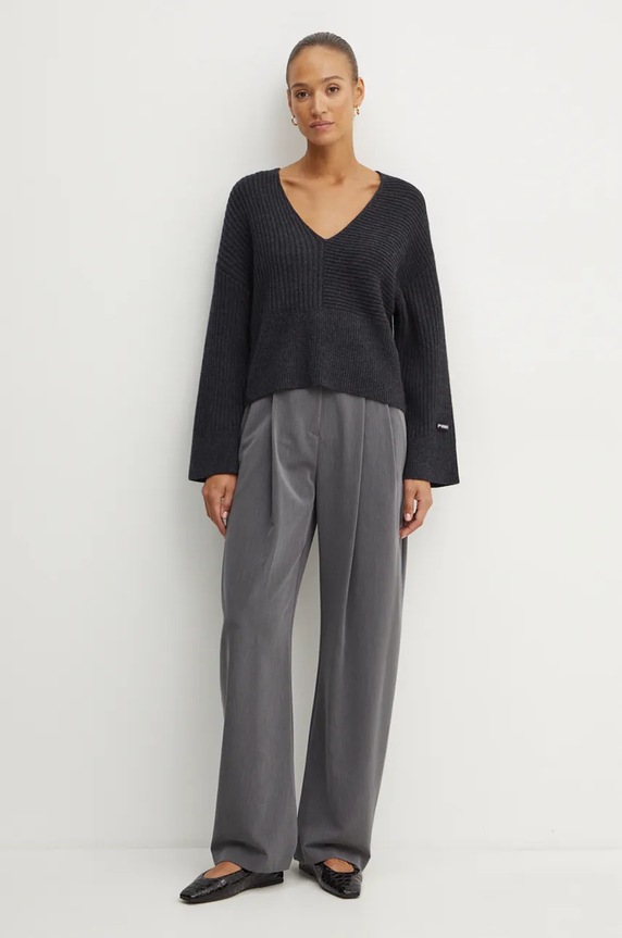 Pinko sweter wełniany 104389.A27B szary AW24