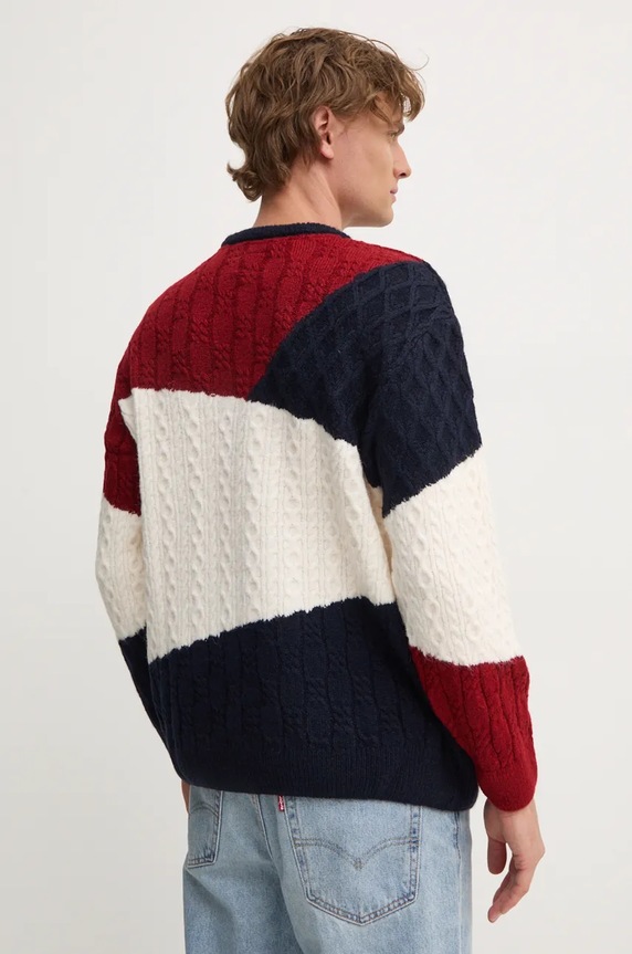 Ruházat Pepe Jeans pulóver COURT PM702475 bézs