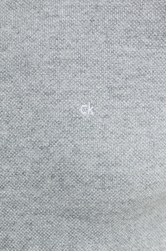 Sveter Calvin Klein K10K113410 sivá
