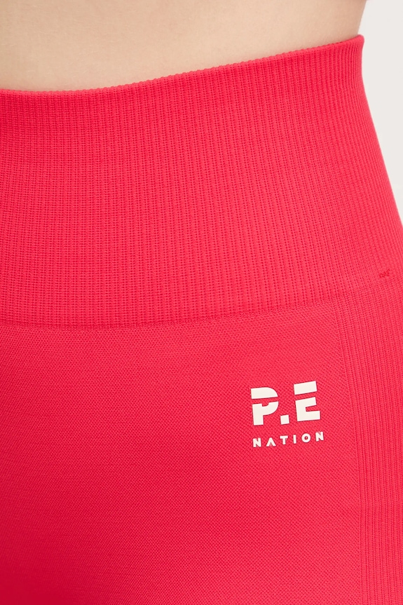 P.E Nation pantaloni scurți de antrenament Restore Seamless rosu 243S296