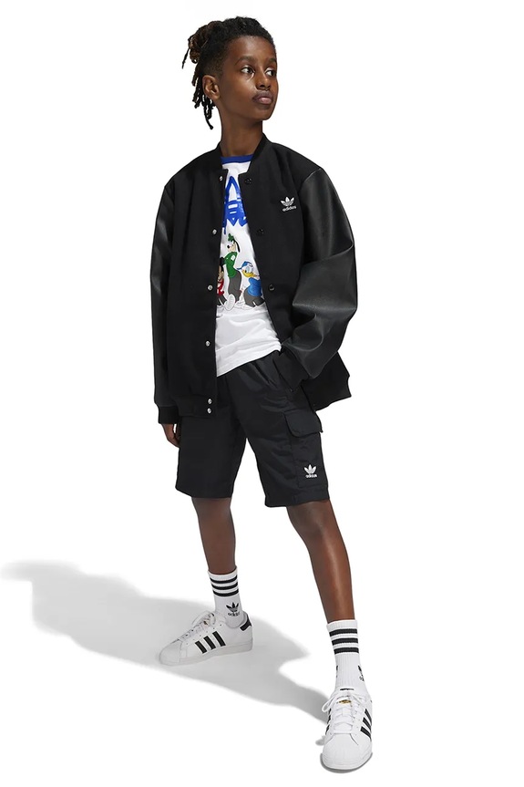 Παιδικό σορτς adidas Originals CARGO SHORTS IW3501