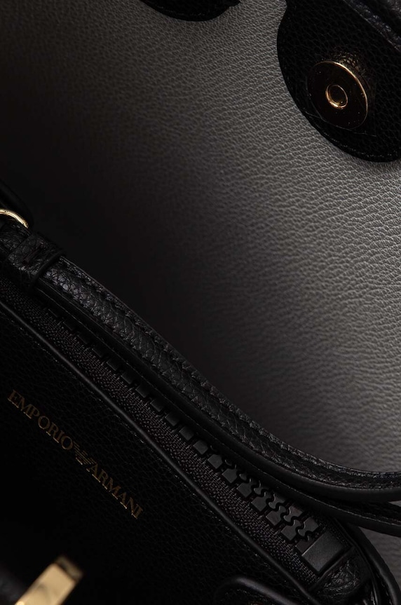 Kabelka Emporio Armani černá EW000362.AF12103