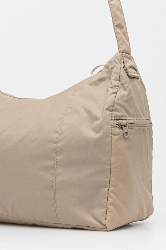 Αξεσουάρ Αθλητική τσάντα Under Armour Studio Slouchy 44 x 18,5 x 30 cm 1384461 μπεζ