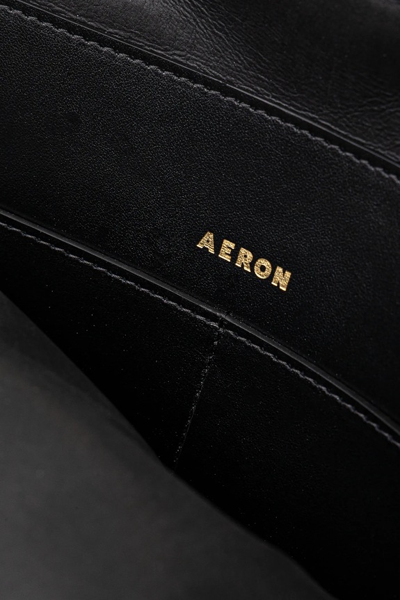 Δερμάτινη τσάντα AERON BG164919 μαύρο