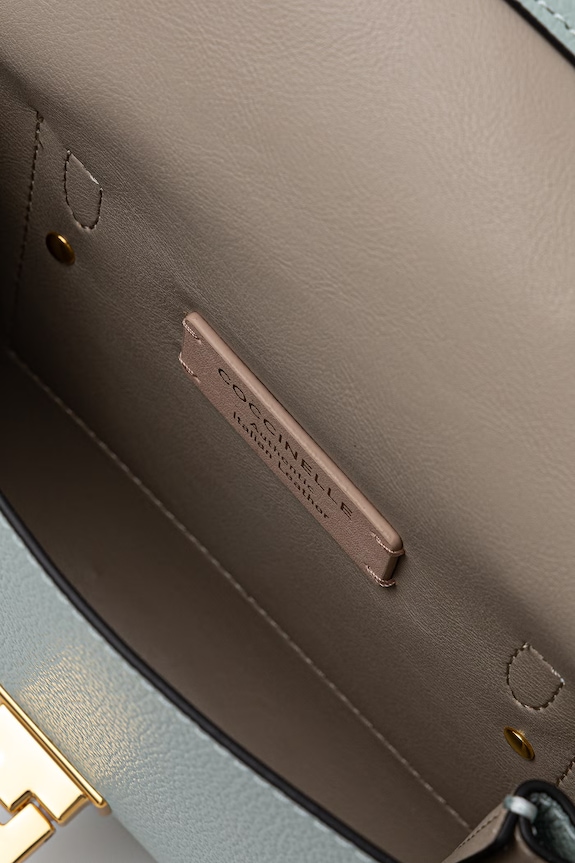 Δερμάτινη τσάντα Coccinelle ARLETTIS MD5.55.B7.01 τιρκουάζ