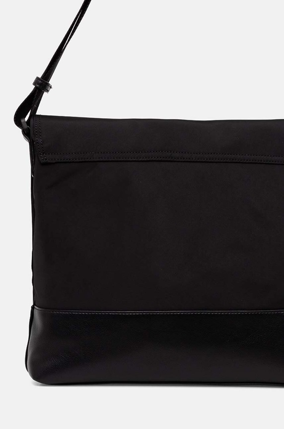 Doplnky Taška Armani Exchange XM000093.AF10406 čierna