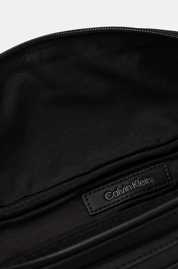 Чанта за кръст Calvin Klein черен K50K512540