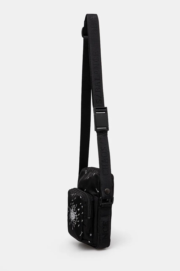 Ledvinka Undercover Bag UC2D4B06 černá AW24