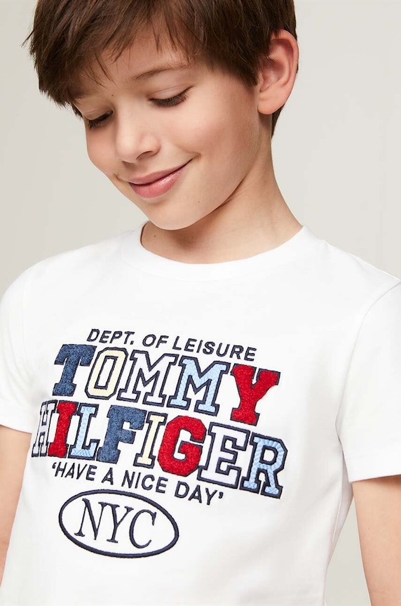 Chłopiec Tommy Hilfiger t-shirt bawełniany dziecięcy KB0KB08664.9BYH.116.122 biały