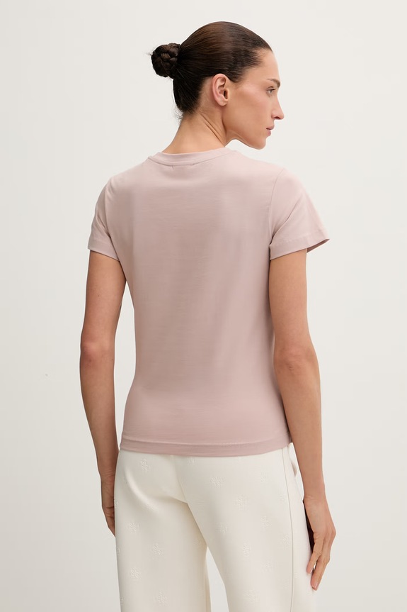 Odzież Guess T-shirt damski bawełniany z elastanem COLETTE V4YI21.KCDH1 różowy