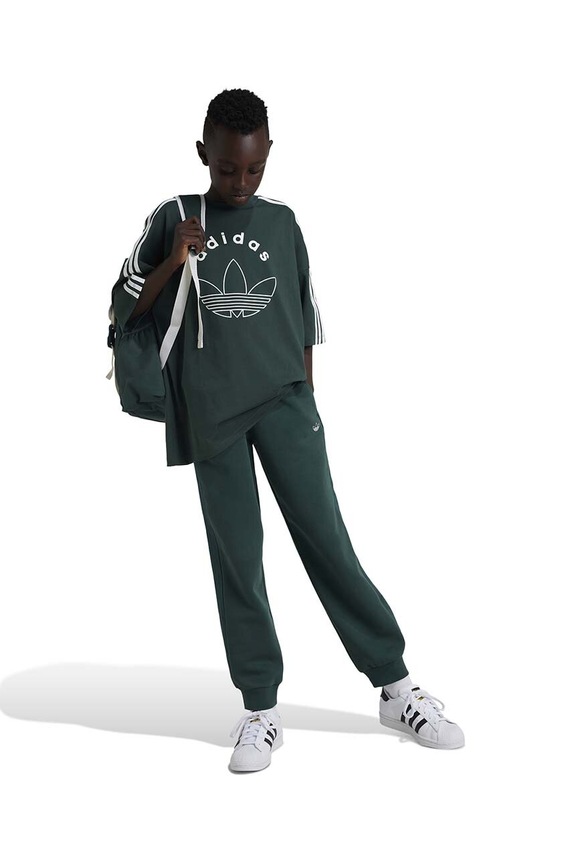 Dječja pamučna majica kratkih rukava adidas Originals TEE natpis zelena IY9545