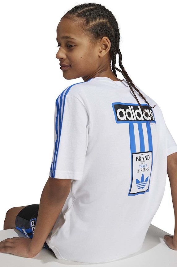 Детска памучна тениска adidas Originals TEE IW6010