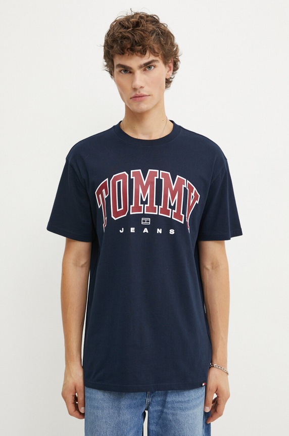 Bavlněné tričko Tommy Jeans kulatý námořnická modř DM0DM18537