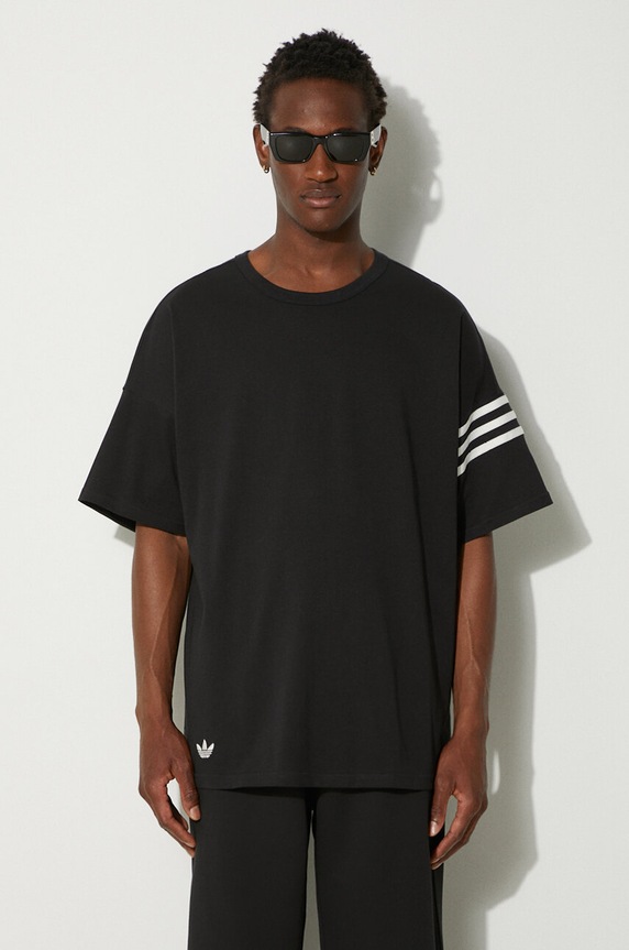 adidas Originals cotton t-shirt Neuclassics Tee cotton black IW0972