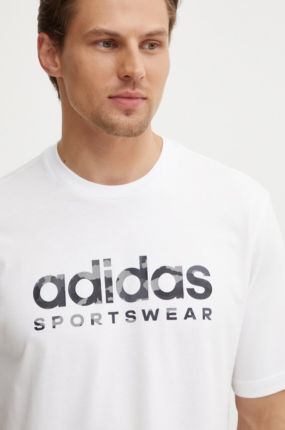 adidas t-shirt in cotone Camo bianco IW2674