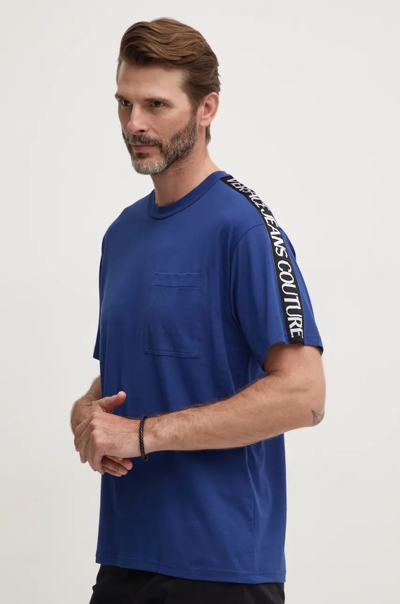 Βαμβακερό μπλουζάκι Versace Jeans Couture απλικέ μπλε 77GAHC02.CJ01C