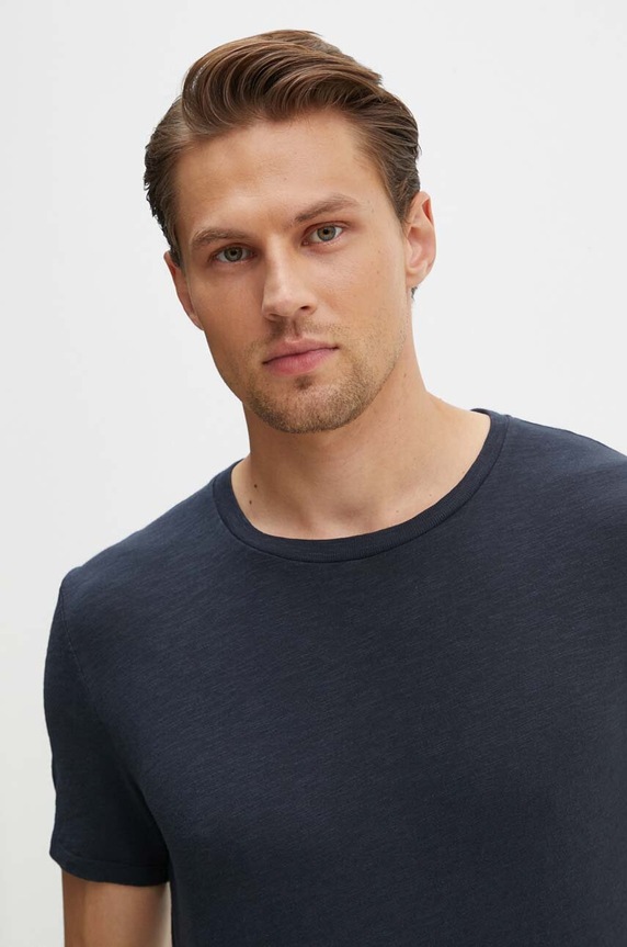 Βαμβακερό μπλουζάκι American Vintage σκούρο μπλε MBYSA18BH24