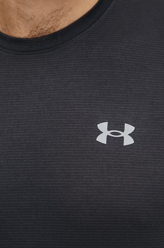 Kratka majica za tek Under Armour Launch 1382582 črna