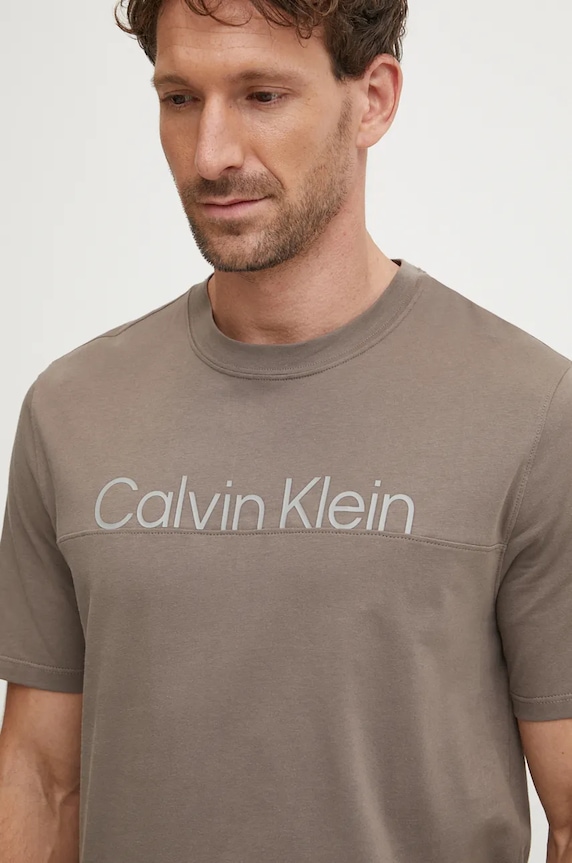 Calvin Klein Performance t-shirt barna 00GMF4K142