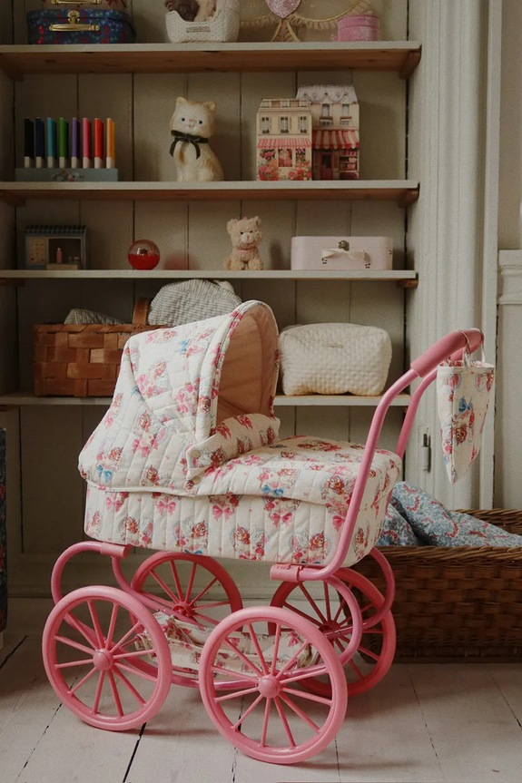 Konges Sløjd cărucior de păpuși MINNIE TWINKLE DOLL PRAM bej KS103923.9BYA
