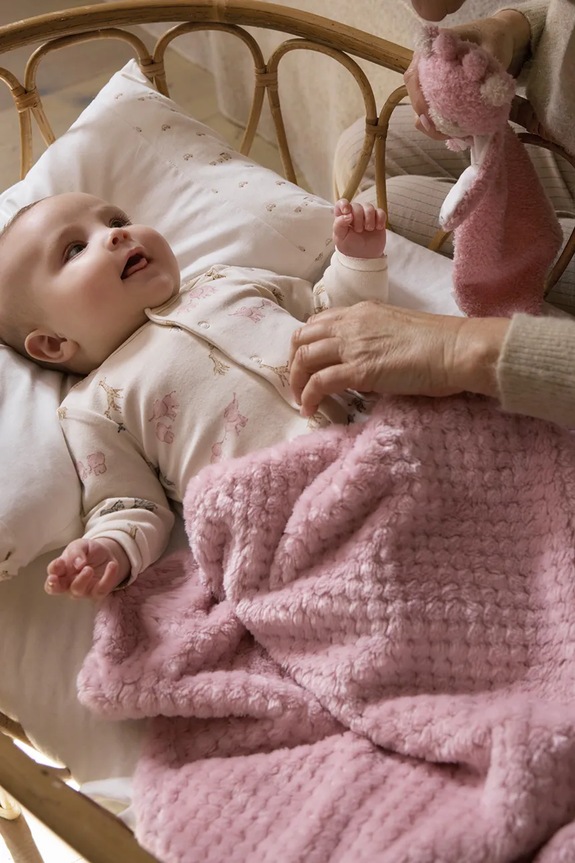 Κουβέρτα μωρού Mayoral Newborn ροζ 9959.2F.Newborn.9BYA
