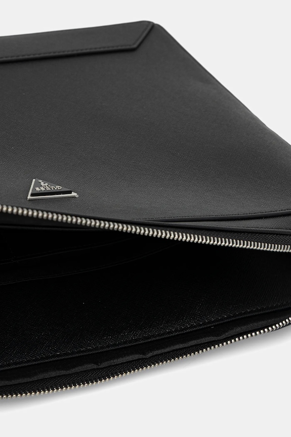 Guess pokrowiec na laptopa MILANO czarny HMMISA.P5316