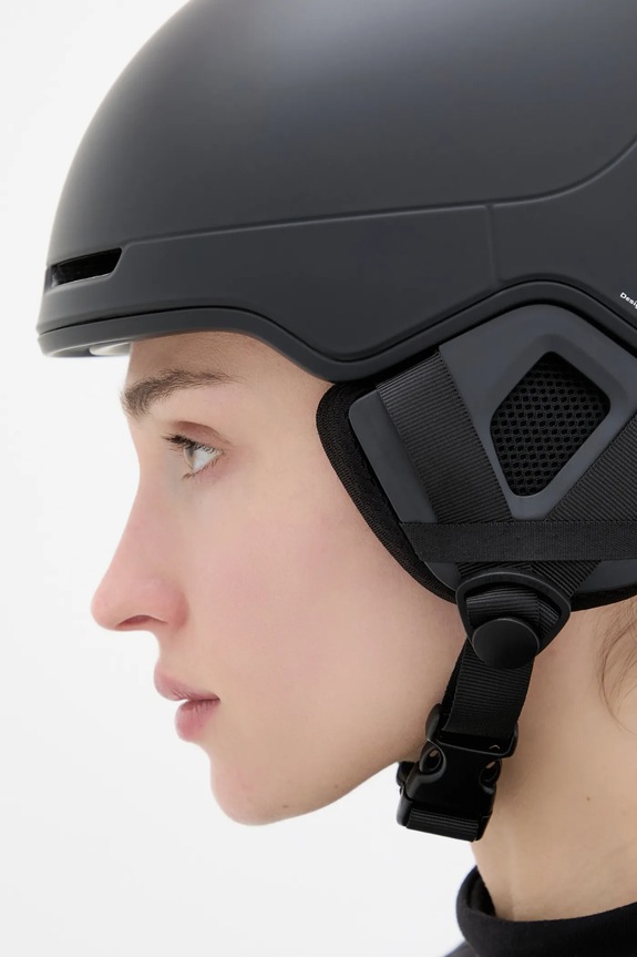POC kask narciarski 10109.