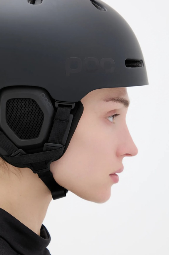 POC kask narciarski 10414.