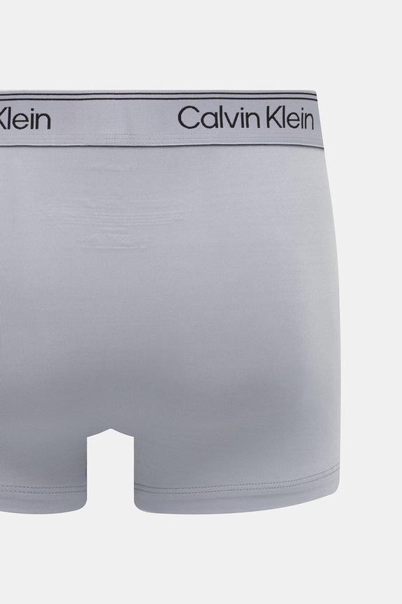 Calvin Klein Underwear moške oprijete boksarice paket 3 kosov LV00NB4409 siva