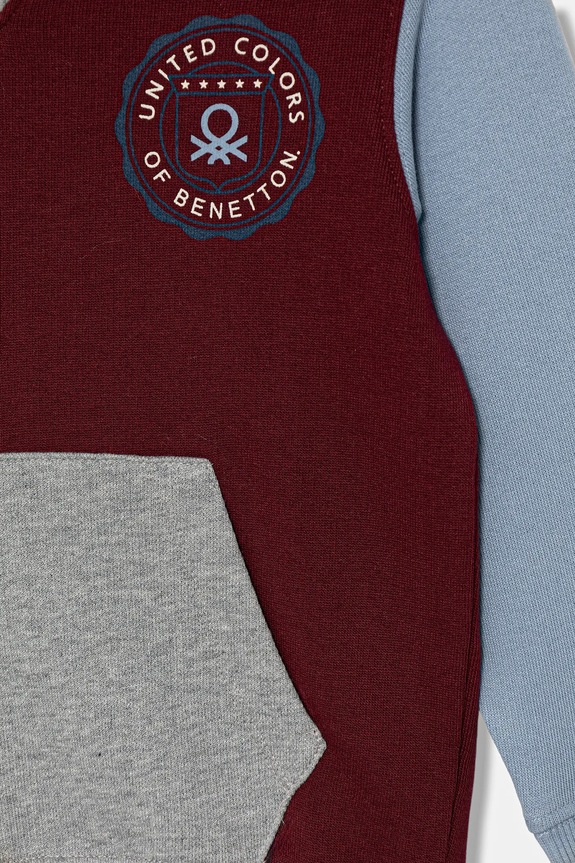 Αγορίστικα Παιδική βαμβακερή μπλούζα United Colors of Benetton 3J68G2014.P.seasonal μπορντό