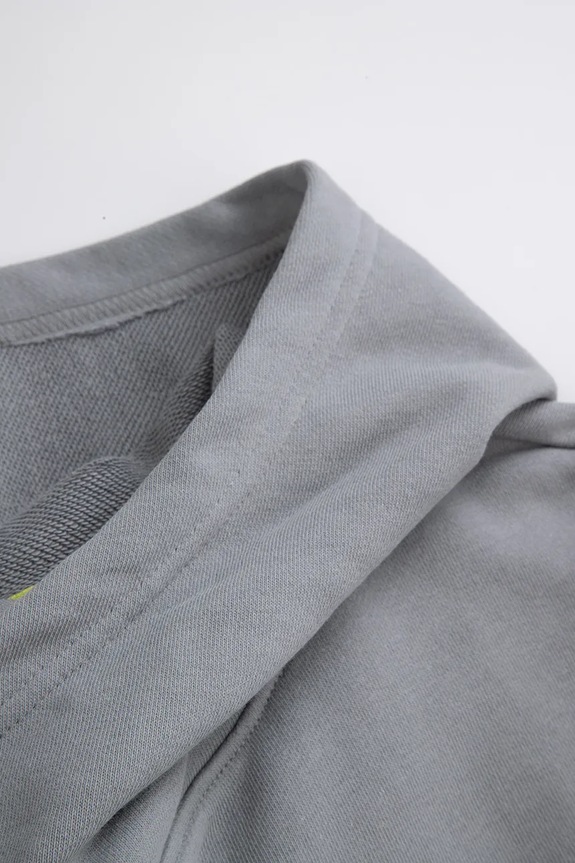 Βαμβακερή παιδική μπλούζα Coccodrillo γκρί ZC5132301SBJ