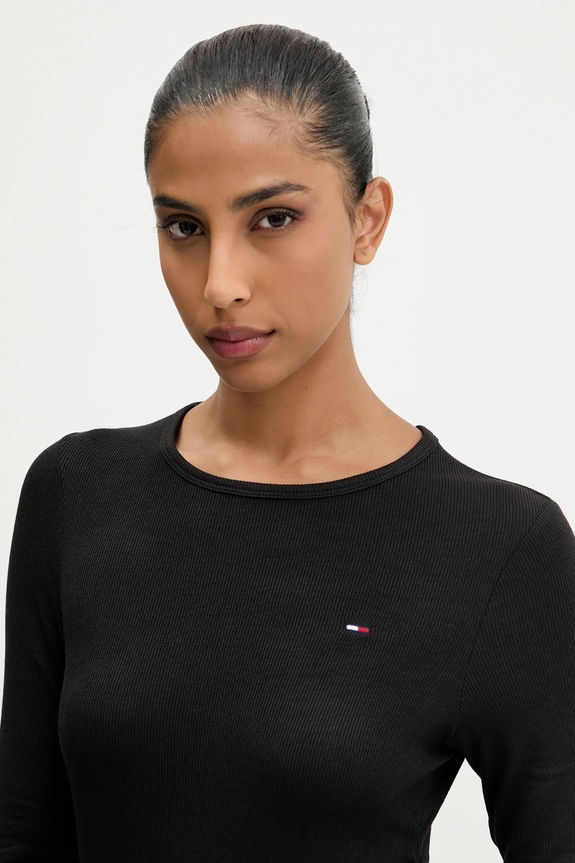 Tričko s dlhým rukávom Tommy Jeans čierna DW0DW21568