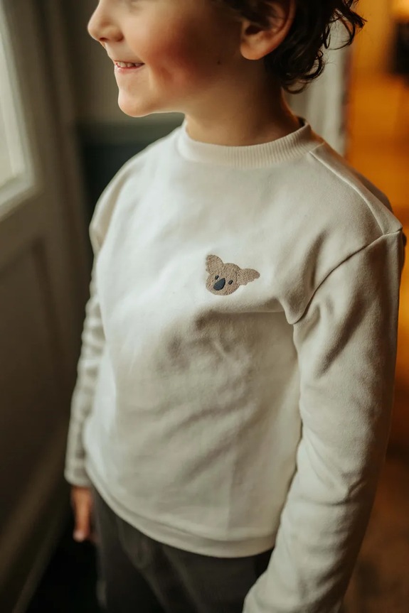 Donsje longsleeve bawełniany dziecięcy Jorijn Longsleeve Koala aplikacja beżowy 4101902