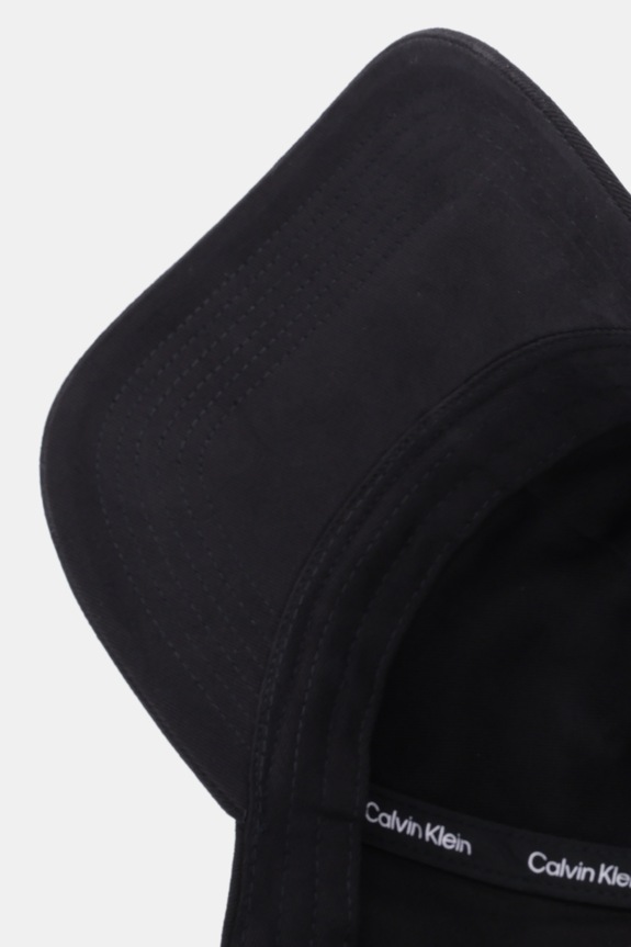 Calvin Klein čiapka so šiltom dámska bavlnená čierna LV04F5059G