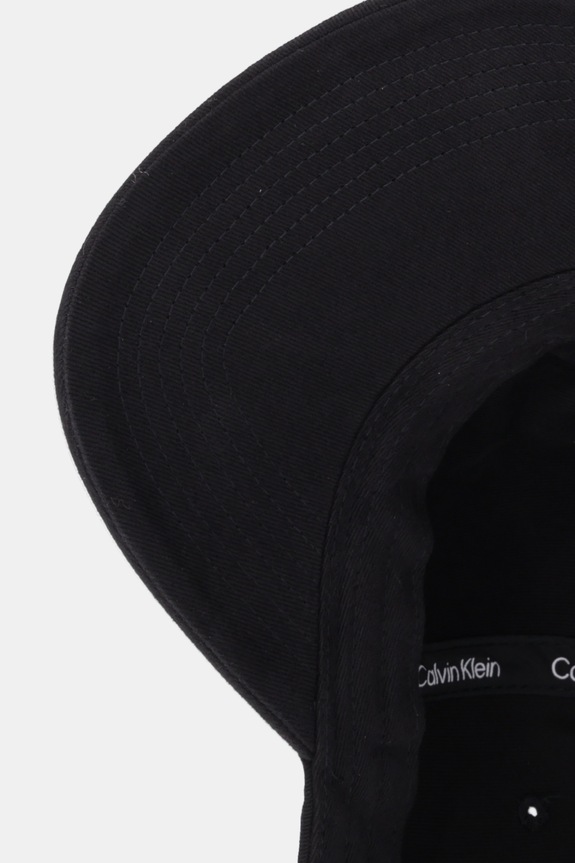 Calvin Klein czapka z daszkiem bawełniana czarny LV04D5039G