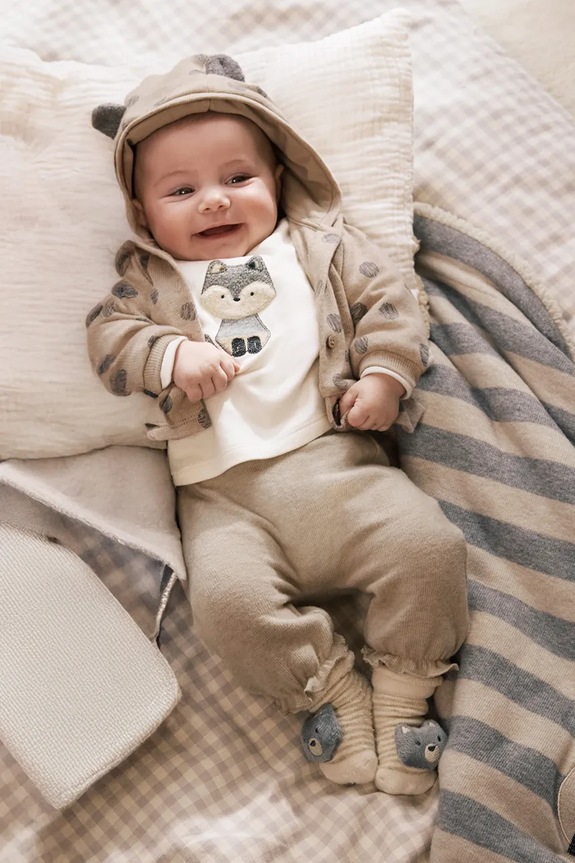 Kojenecká sada Mayoral Newborn 3-pack pletenina béžová 2608.2G.Newborn.9BYA