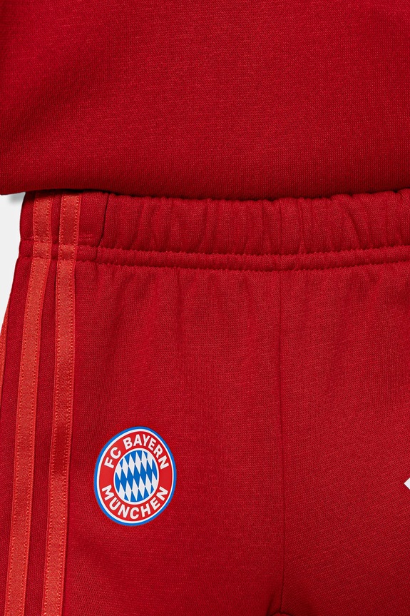 Dětská tepláková souprava adidas Performance FC Bayern Munich červená IT4132