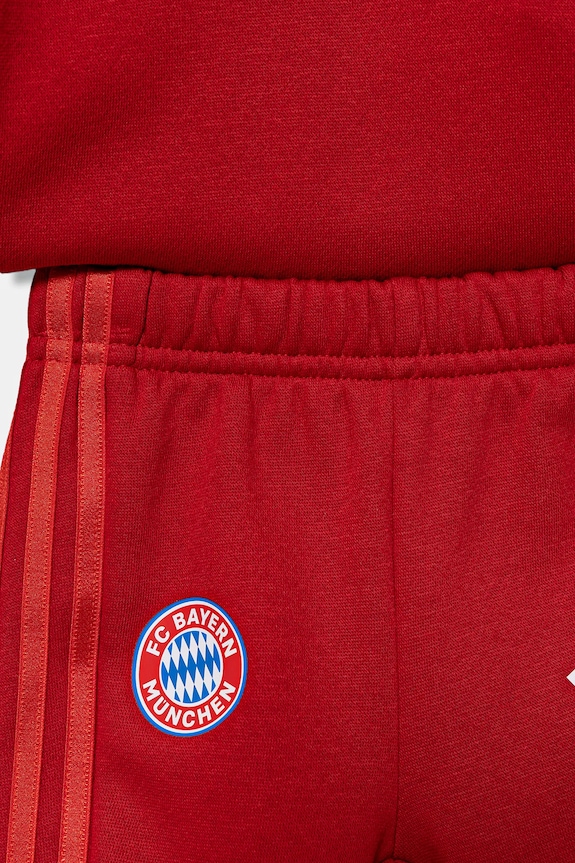 Dětská tepláková souprava adidas Performance FC Bayern Munich červená IT4132