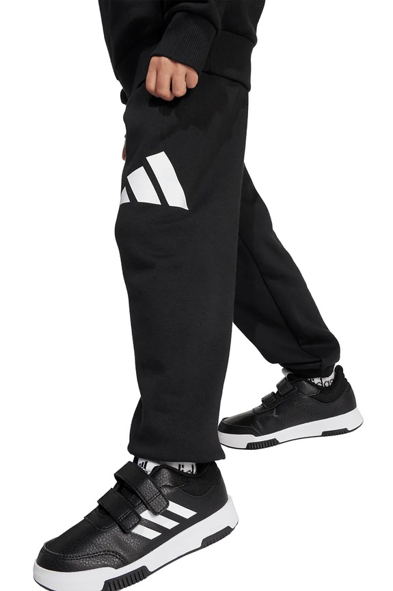 Детский спортивный костюм adidas JW2438