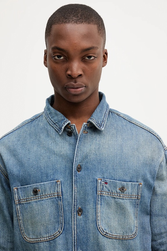 Tommy Jeans koszula jeansowa niebieski DM0DM21918