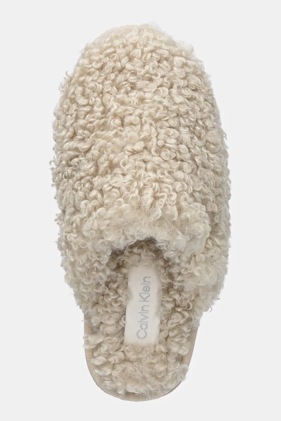 Papuče Calvin Klein CLOSE SLIPPER FUR béžová YW0YW01975
