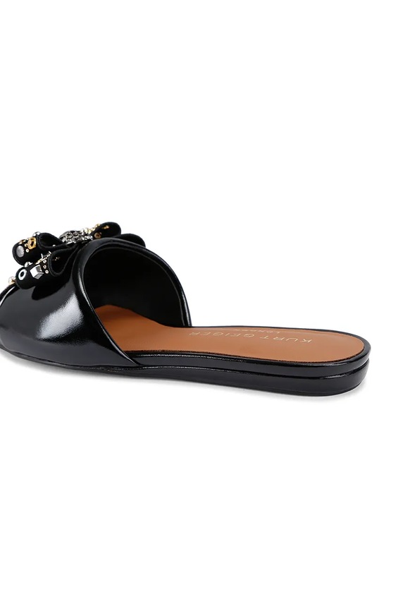 Kožené šľapky Kurt Geiger London Kensington Bow Flat Sandal 655705139.BLKCOMB čierna