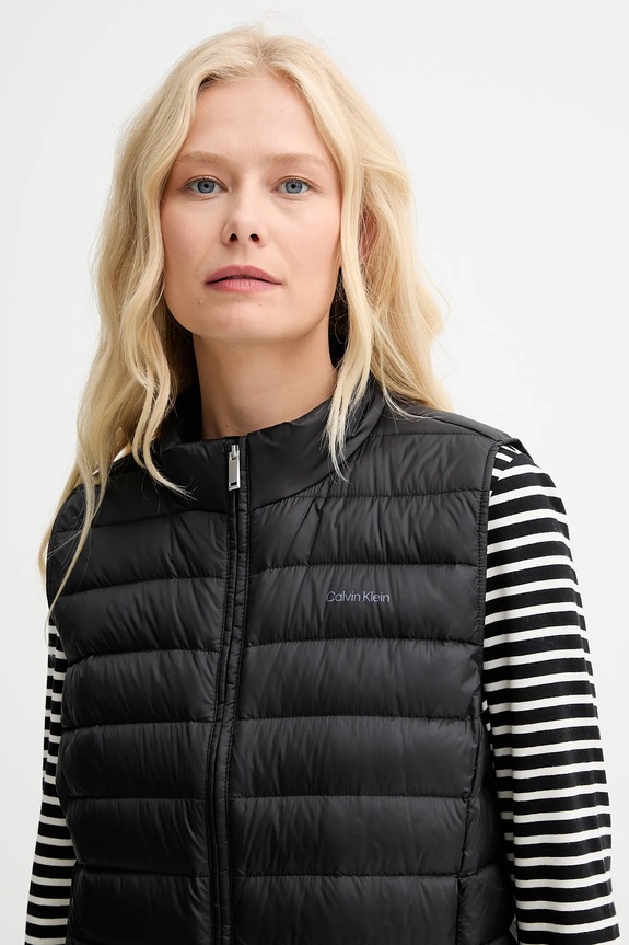 Calvin Klein vestă de puf negru LV044C529G