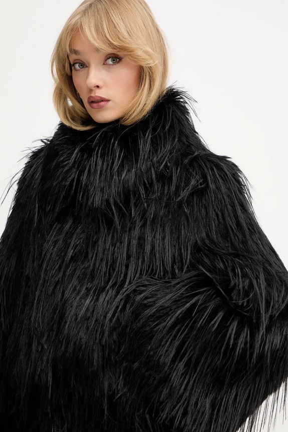 Pinko cappotto nero 106045.A2ZO