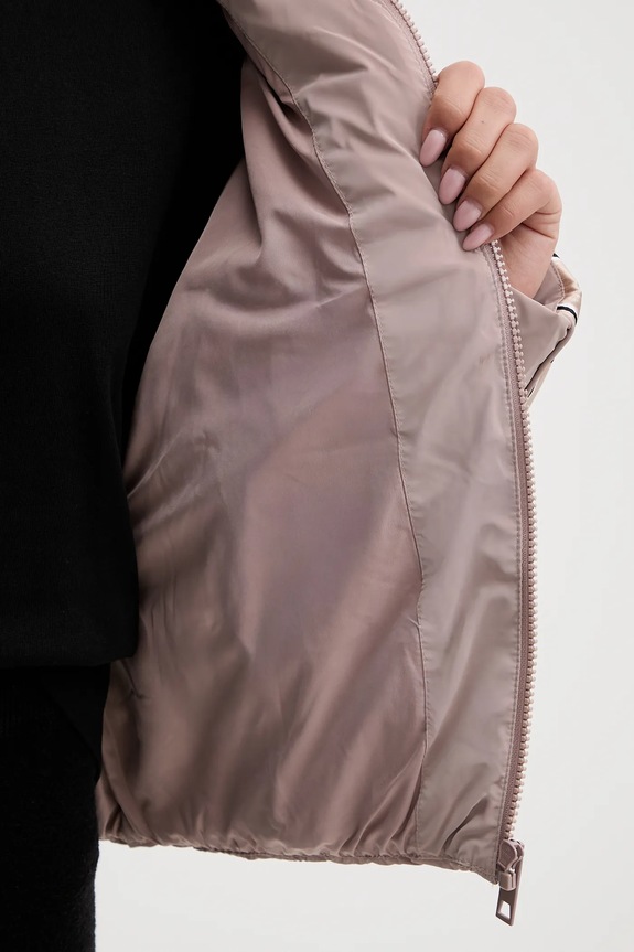 Куртка Guess V5BL11.WGYC2